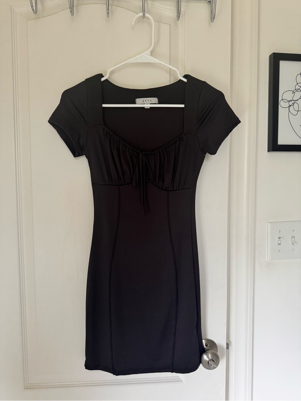 gaze Black Short-Sleeve Mini Dress with Square Neck